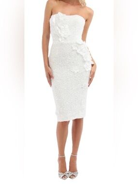 knee length dresses for ladies Fleur of Dreams Floral Lace Applique Maxi Dress main image 0